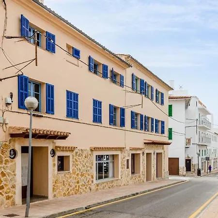 بيت ضيافة Hostal Marina كالا راتخاذا